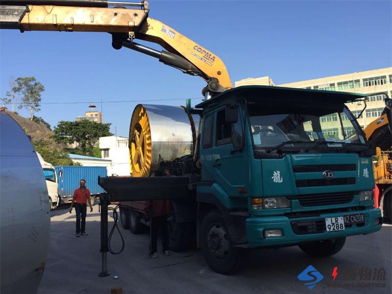 深圳到香港的吊機(jī)車；深圳到香港吊臂車運(yùn)輸；大陸到香港吊機(jī)車運(yùn)輸